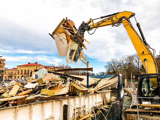 Best Construction Debris Removal  in Broadview Heights, OH